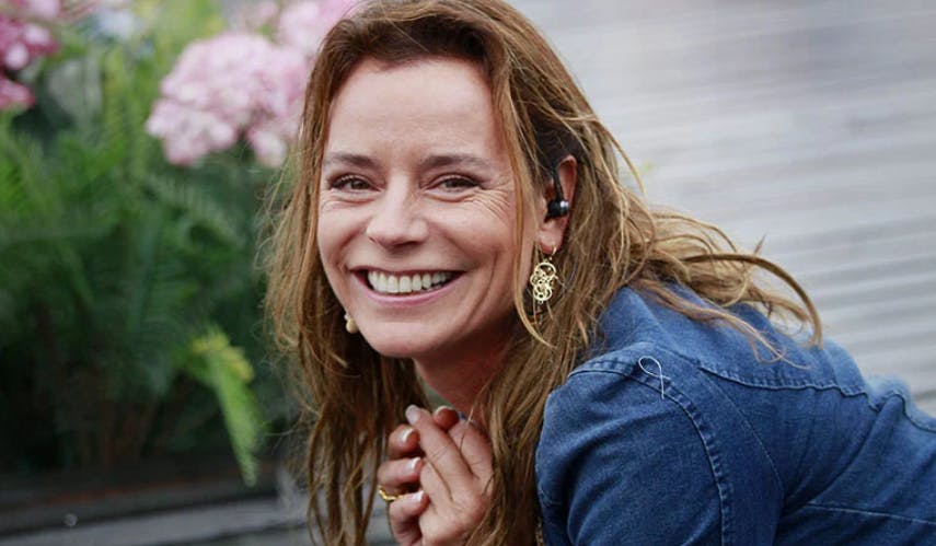 Katherine Salosny y el escándalo de corrupción del alcalde de Algarrobo: Es como robarle a la familia...el alcalde estaba bien evaluado, era un vecino más