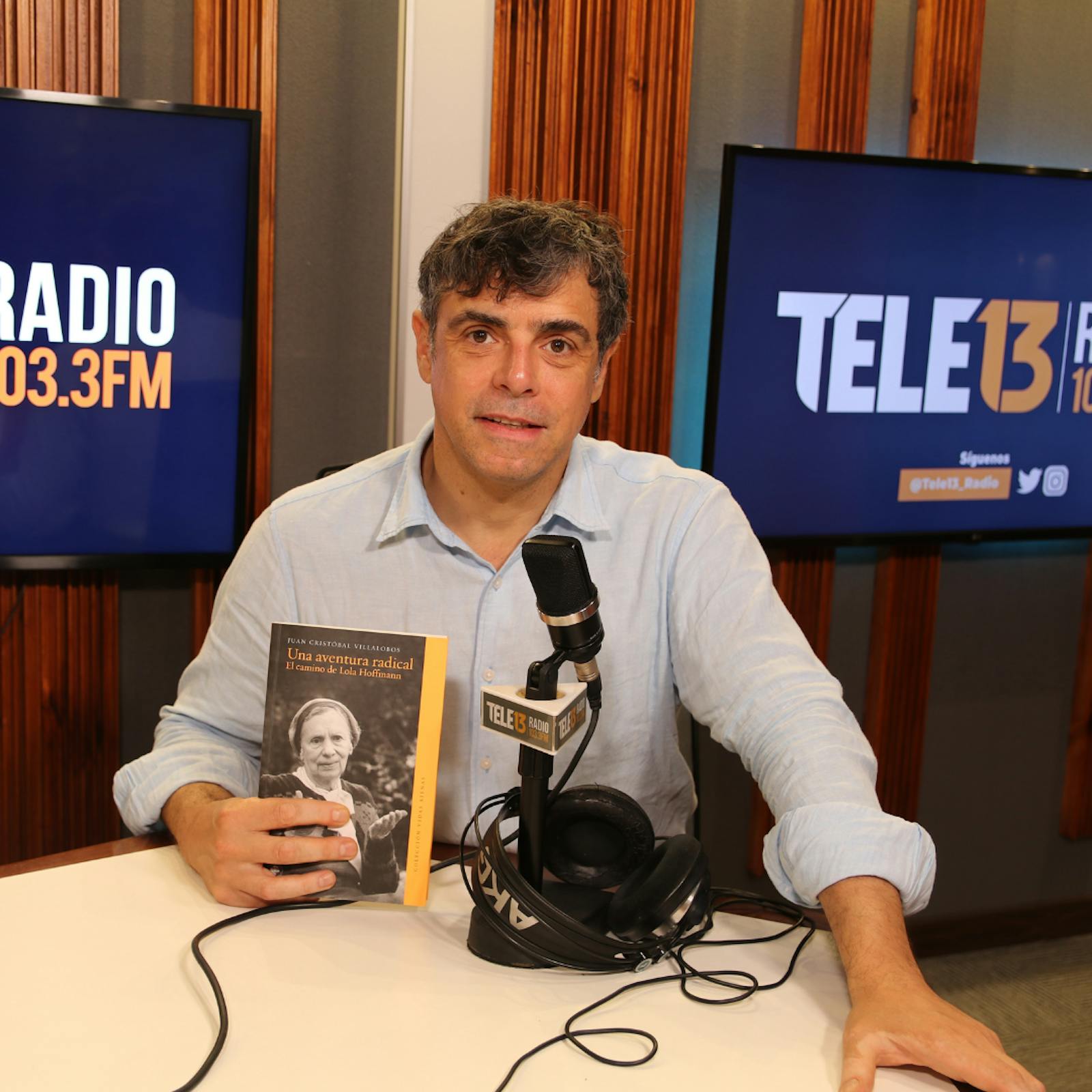 Entrevista con Juan Cristóbal Villalobos sobre su nuevo libro "Una aventura Radical: El camino de Lola Hoffmann"