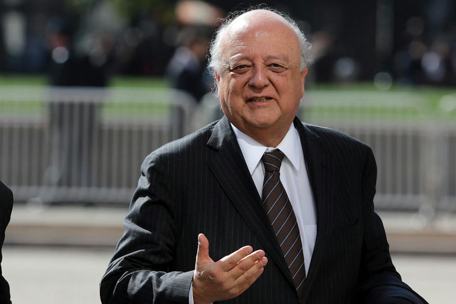 José Antonio Viera-Gallo y los desafíos de ser embajador hoy en Argentina.       episode artwork