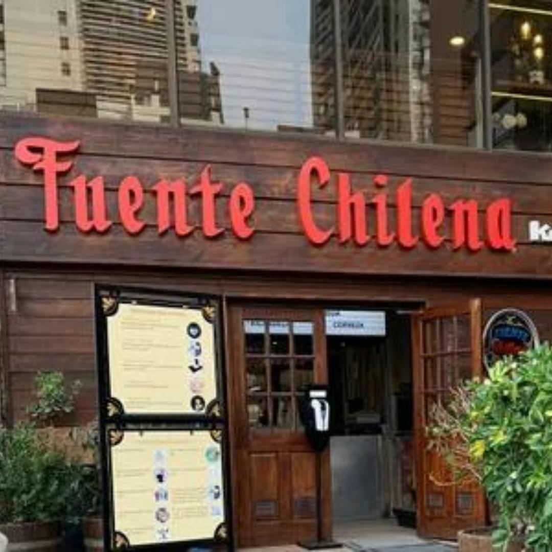 Empanada frita de la Fuente Chilena      