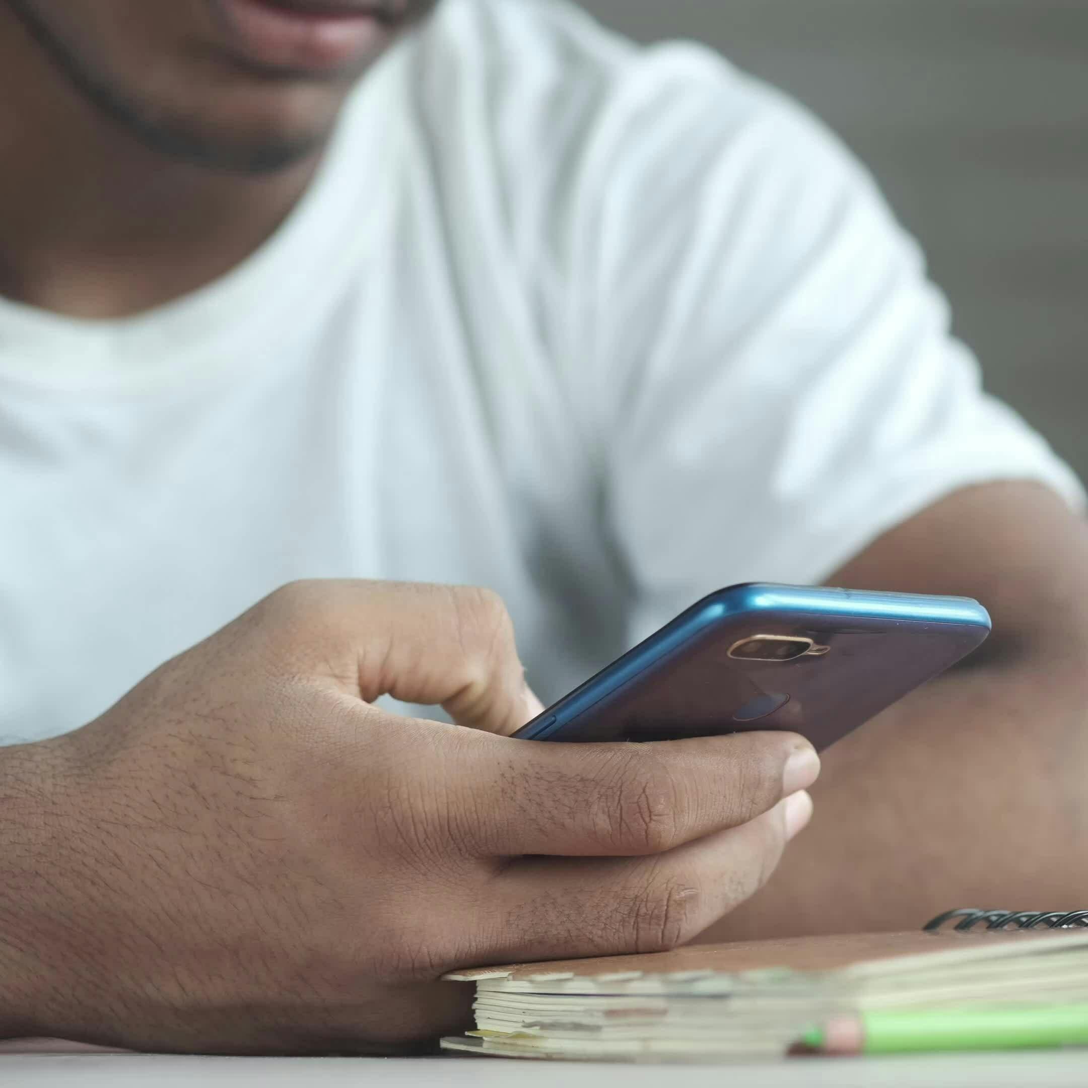 Académica UNAB por app para pacientes con cáncer: “La idea es en un solo lugar entregar información en distintos formatos, disponible 24/7”