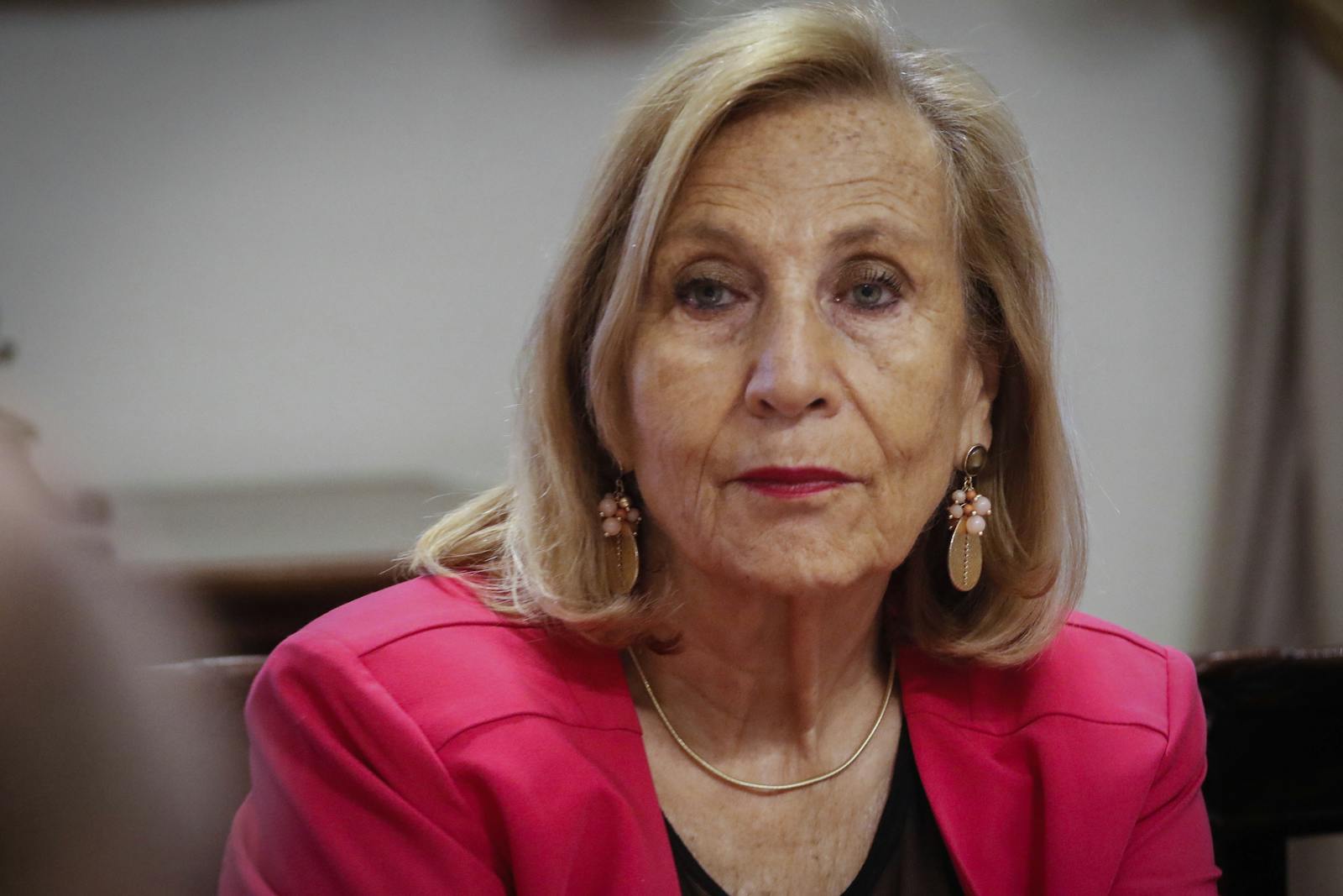 Helia Molina analizó las irregularidades en las cirugías del Hospital Sótero del Río episode artwork