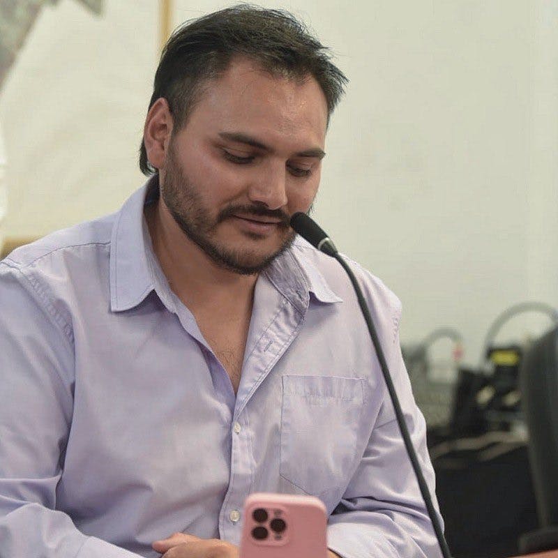 Entrevista | Concejal de Maipú por formalización de Cathy Barriga: “Existía un mecanismo para eludir los controles de la municipalidad”