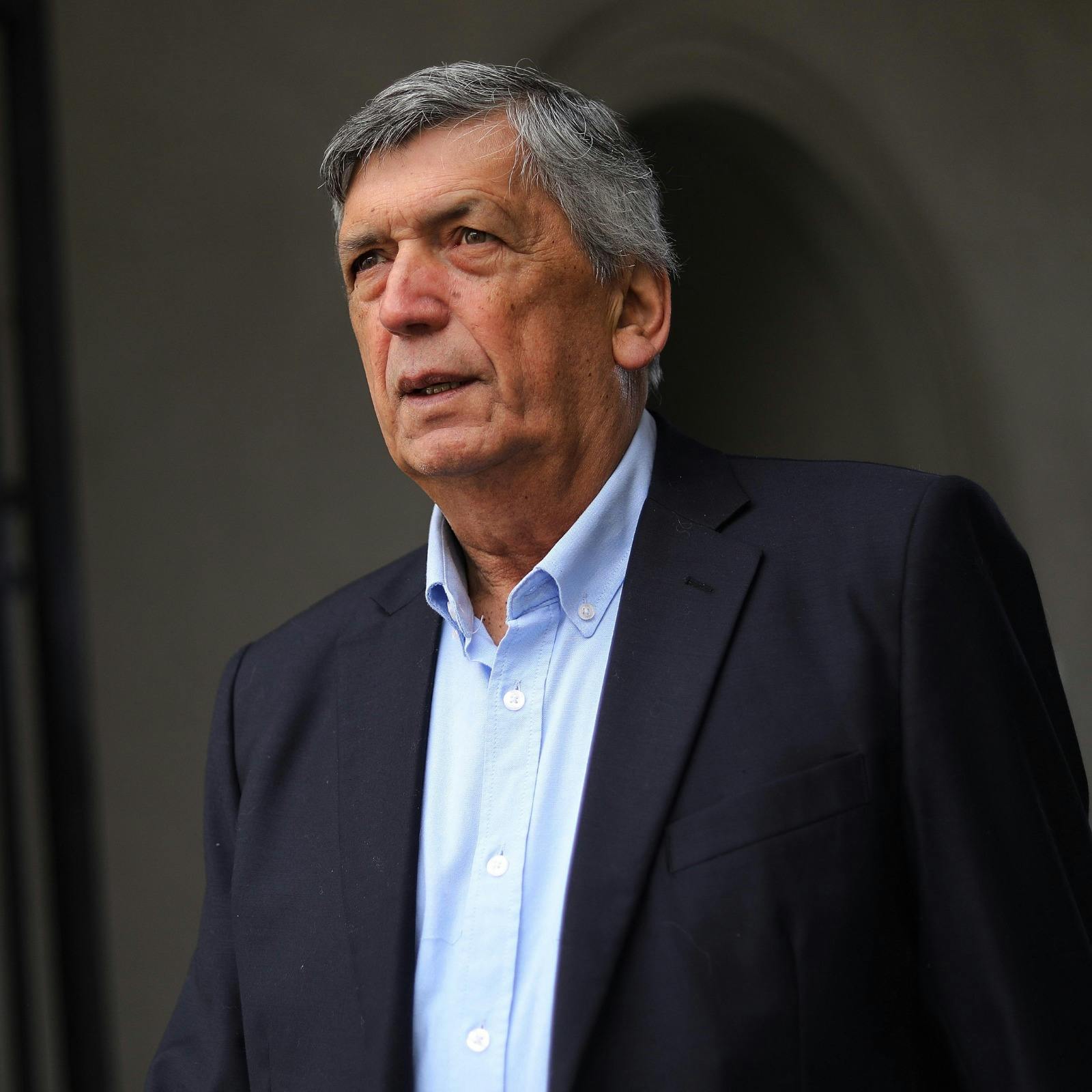 Presidente del PC, Lautaro Carmona: “Todo lo que sea terminar con una pensión de gracia de alguien que no le corresponde es justo que se haga”