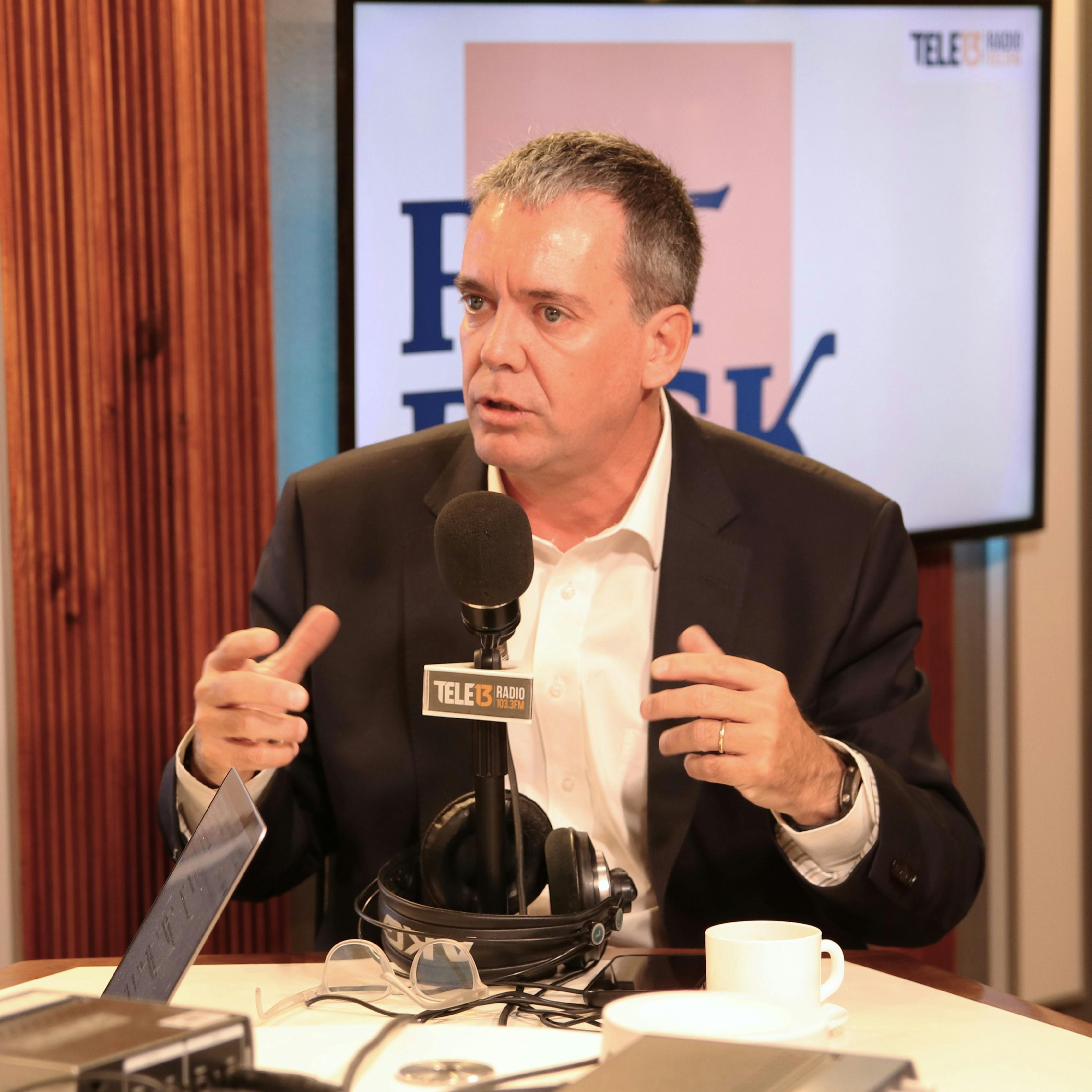 Felipe Harboe por suspensión de partidos: El problema de la violencia en los estadios no es un problema de hinchas, es de delincuentes