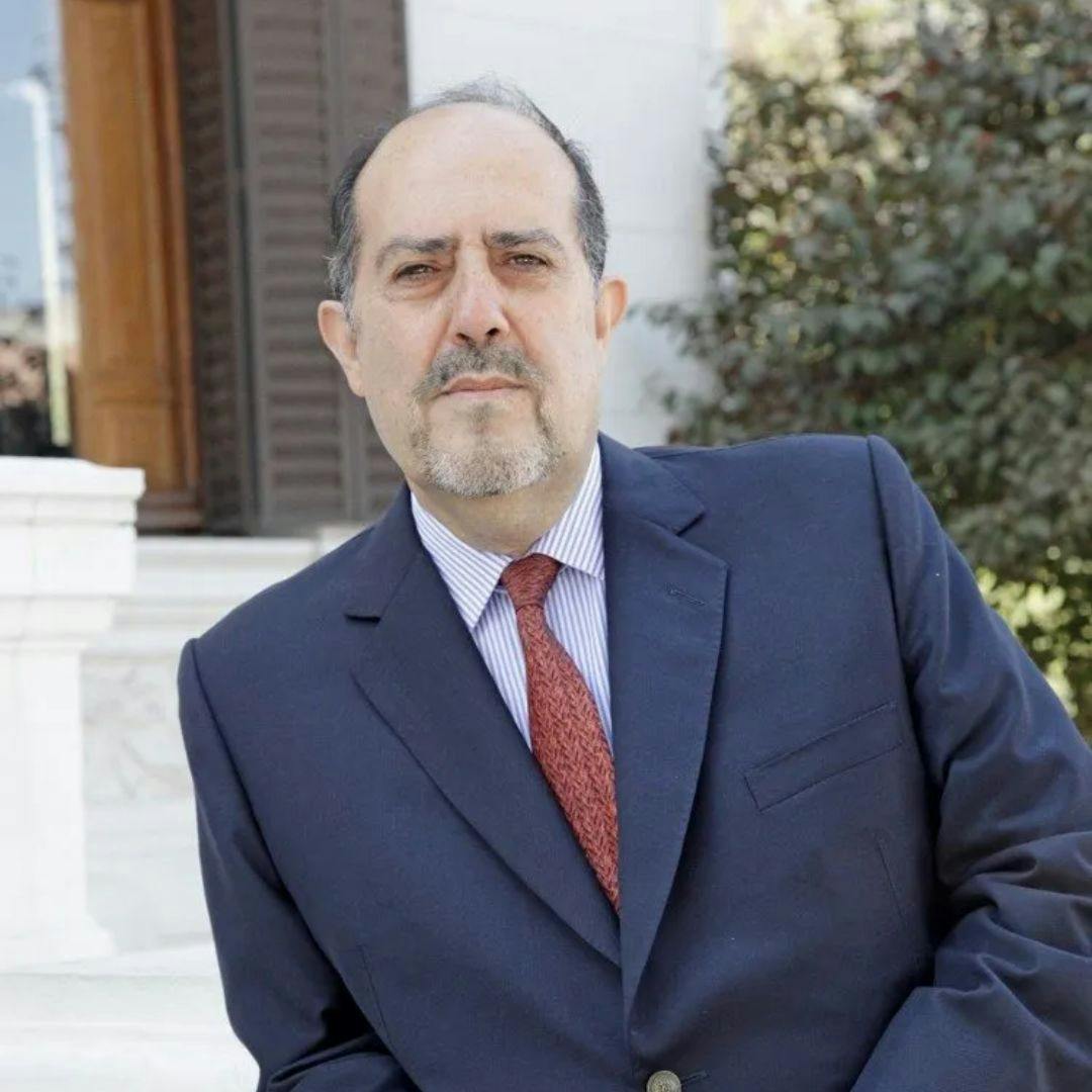 Ex Superintendente de Salud por solución a calcular deuda de las Isapres: “El problema es político, no es técnico”  