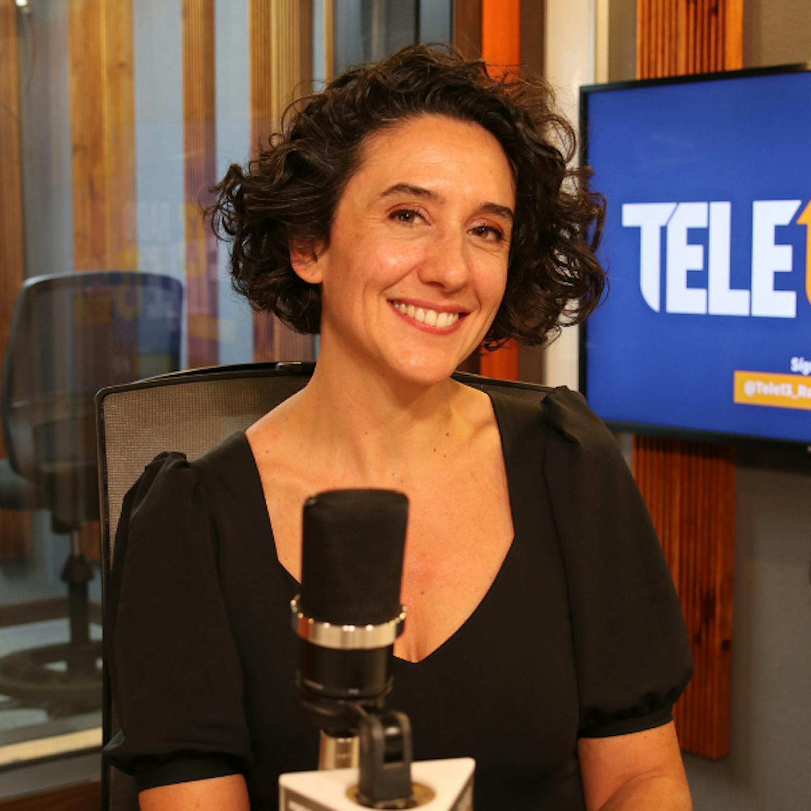 Entrevista con Valeria Campos sobre su libro Pensar/Comer en Réplica