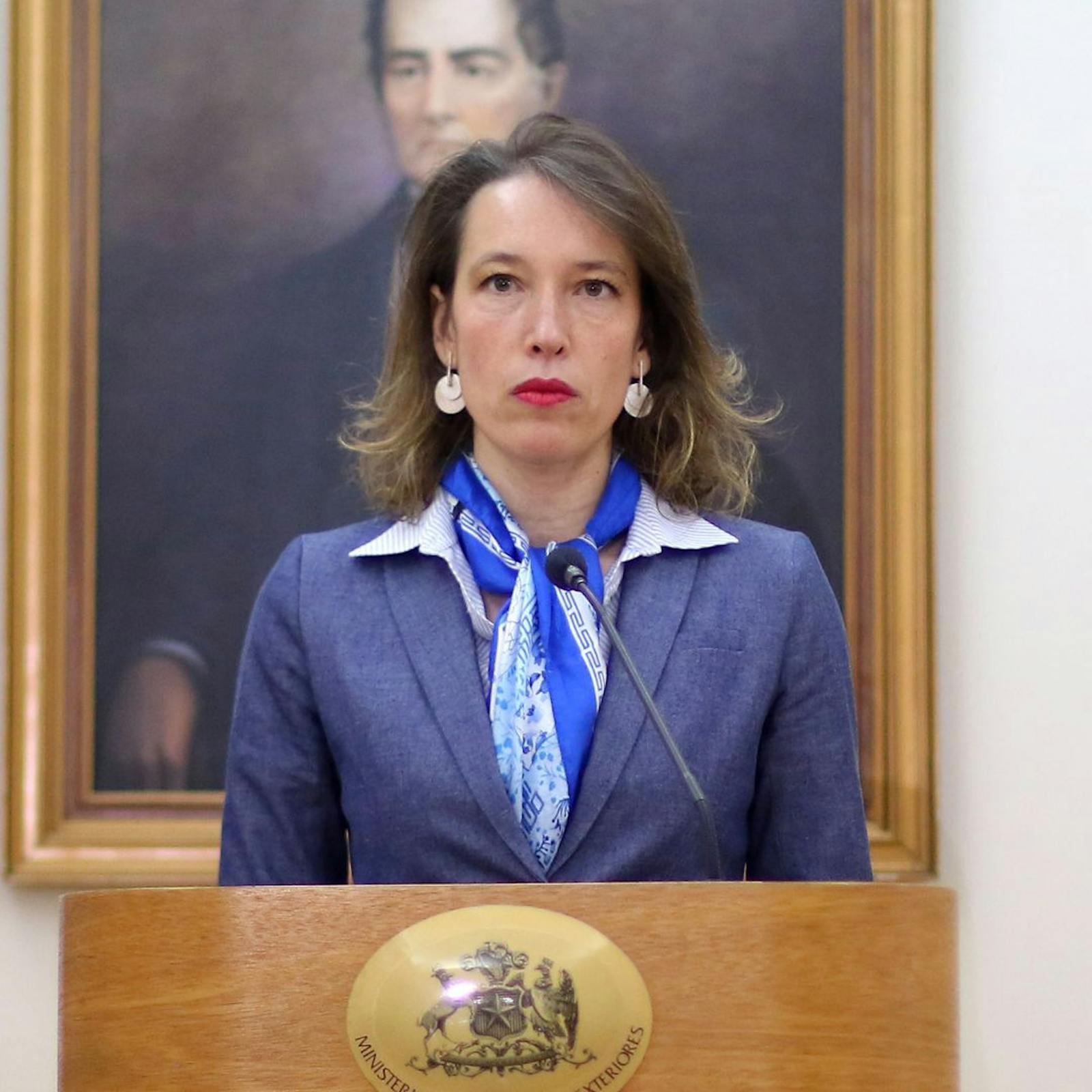 Ex canciller Valdivia por dichos de Bullrich sobre presencia de grupo Hezbolá en Chile: “No me parece que amerite una nota de protesta en este caso” episode artwork