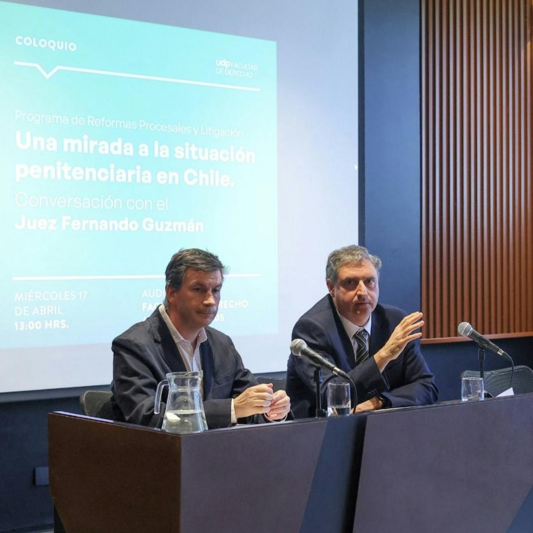 Exposición del juez penal Fernando Guzmán en la UDP