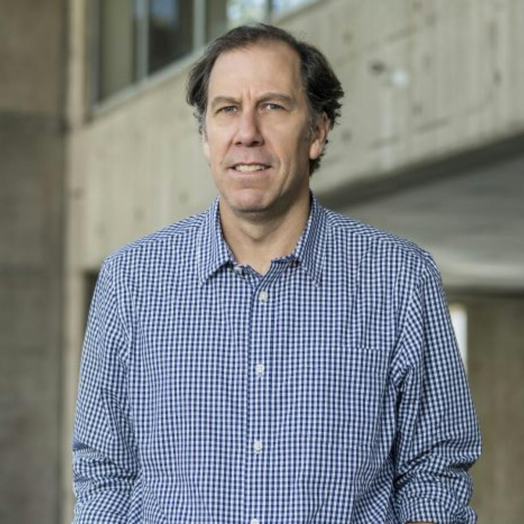 Académico Economía UC por delación compensada caso de colusión en el mercado de los gases: “Tenemos la posibilidad de desbaratar este cartel y disuadir próximos”