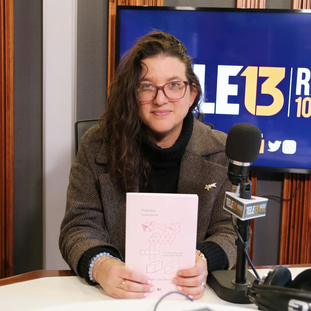 Entrevista a María José Navia sobre su libro Pequeños Inventarios