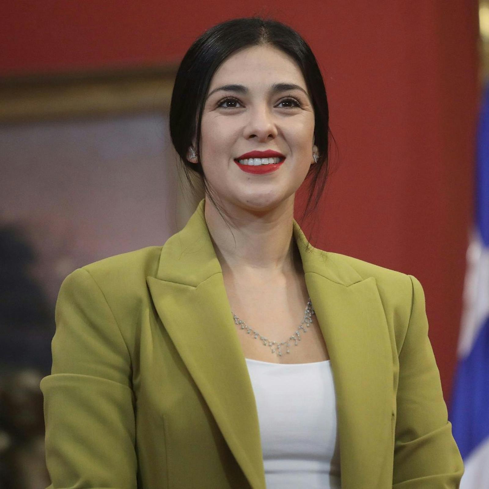 Diputada Cariola por condonación del CAE: “Es muy importante para un gobierno cumplir con los compromisos asumidos” episode artwork