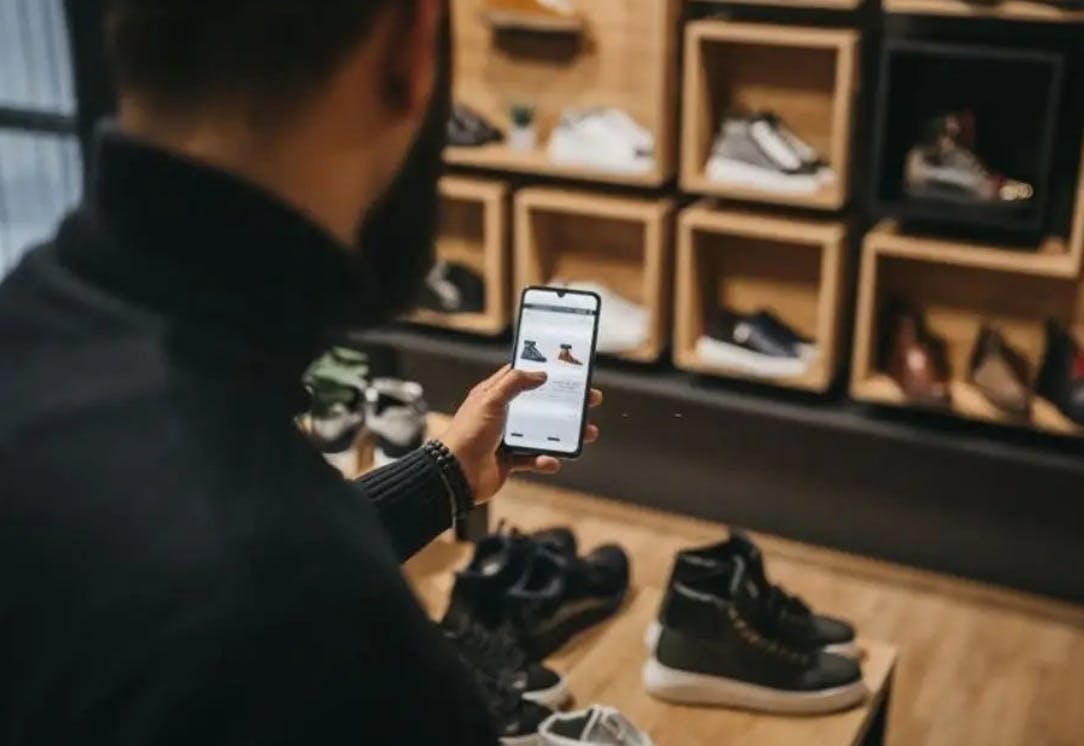 Fundador de Descuentos Rata y el CyberDay: Los chilenos lo que más compran son las zapatillas . Después, muy de lejos, vienen celulares y línea blanca