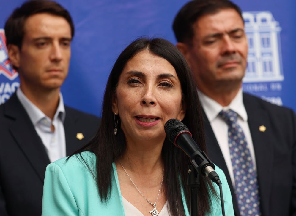 Karla Rubilar sobre Felipe Ossandón en Puente Alto: Pidió encuestas y cuando las gané dijo que estaban arregladas. Siempre hace daño el fuego amigo