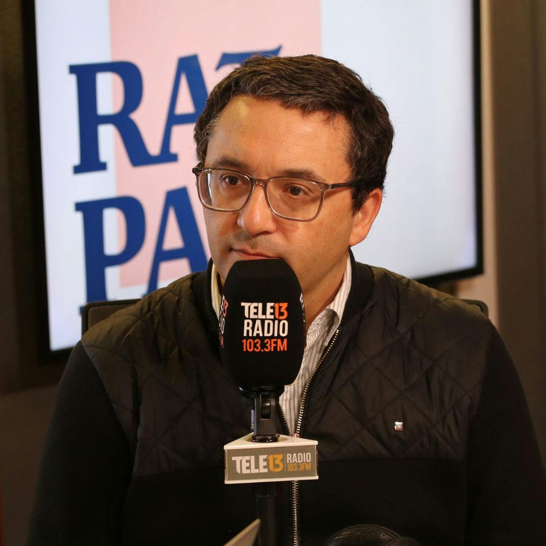 Autor de “Historia del Periodismo en Chile”: “La tradición de restricción a la libertad de expresión sobrevive en la democracia”