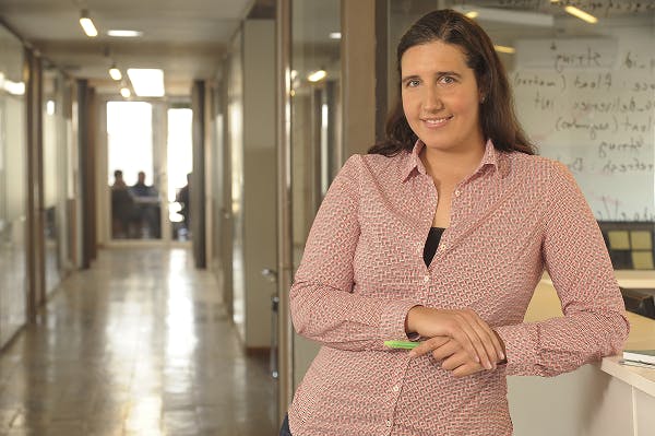 Académica de la UC por alza en el transporte público.
