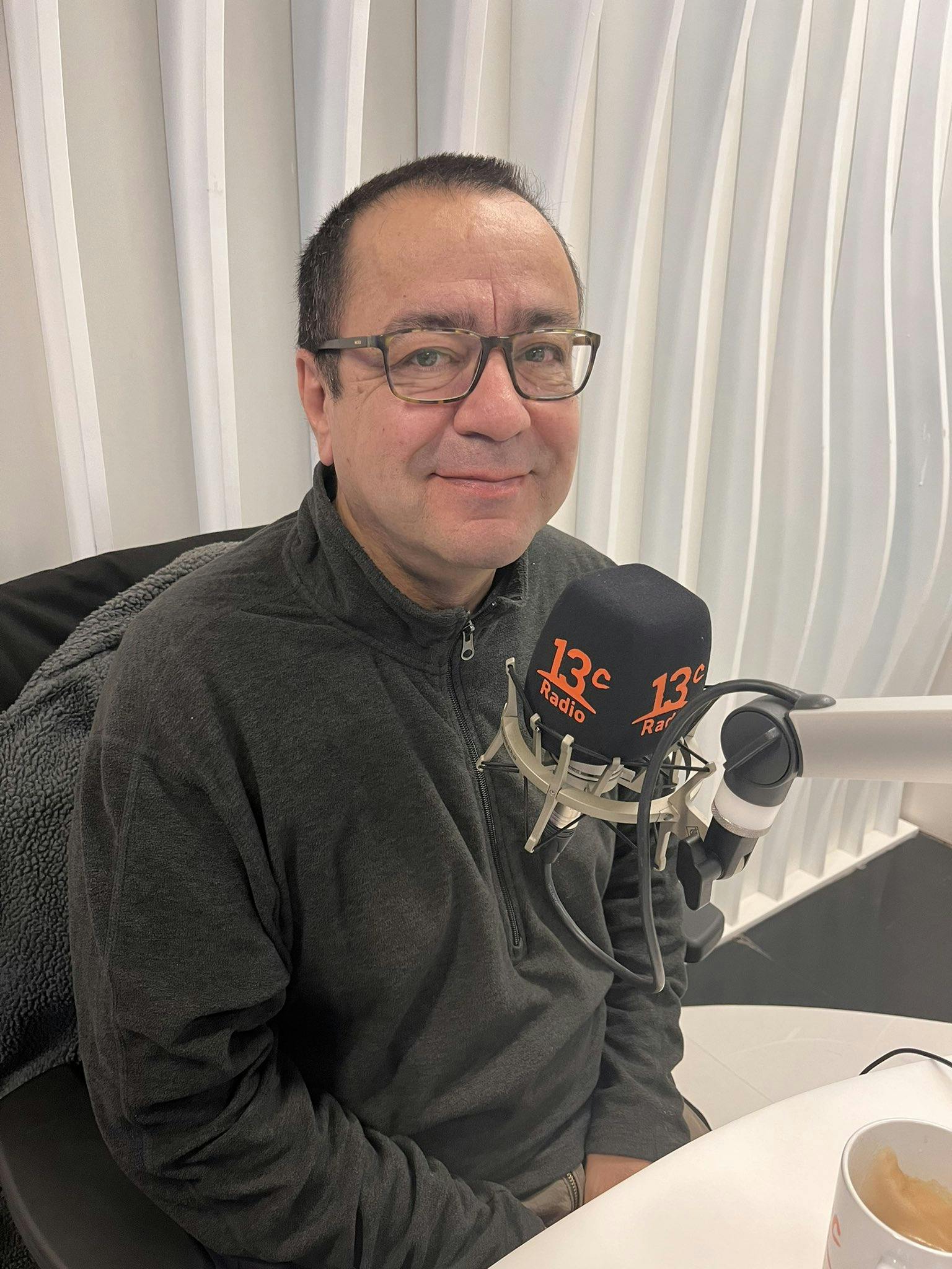 Entrevista | Analista Claudio Fuentes y debate por voto obligatorio: “Estamos jugando con políticas y decisiones que tienen un impacto en el sistema político”