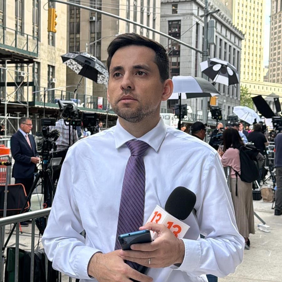José María del Pino por la influencia de los Obama en la campaña presidencial de Kamala Harris