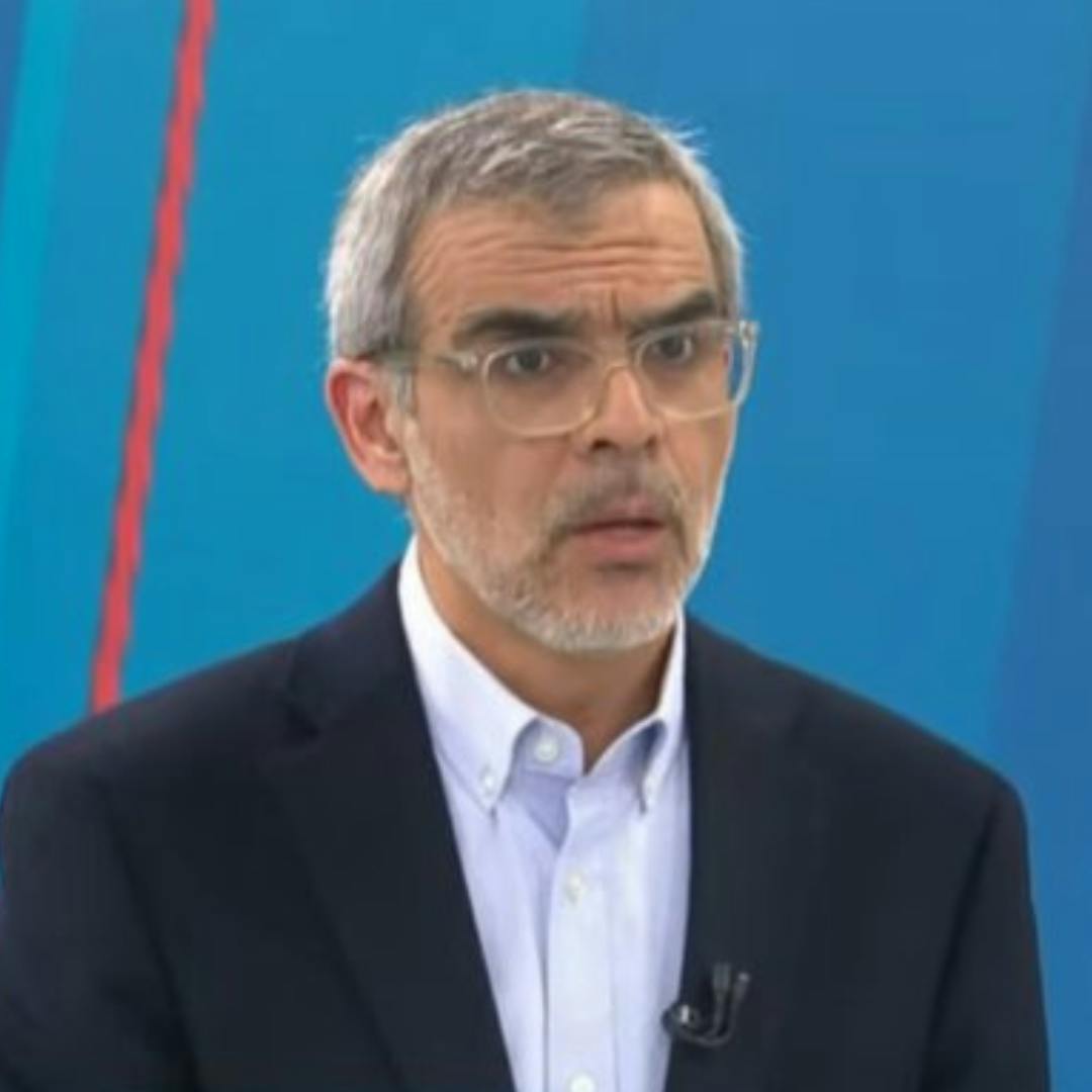 Ministro Cordero por sobrepoblación penal: “No hay otra manera de avanzar a resolver este problema si no es con una ley que permita construir cárceles rápidamente” 