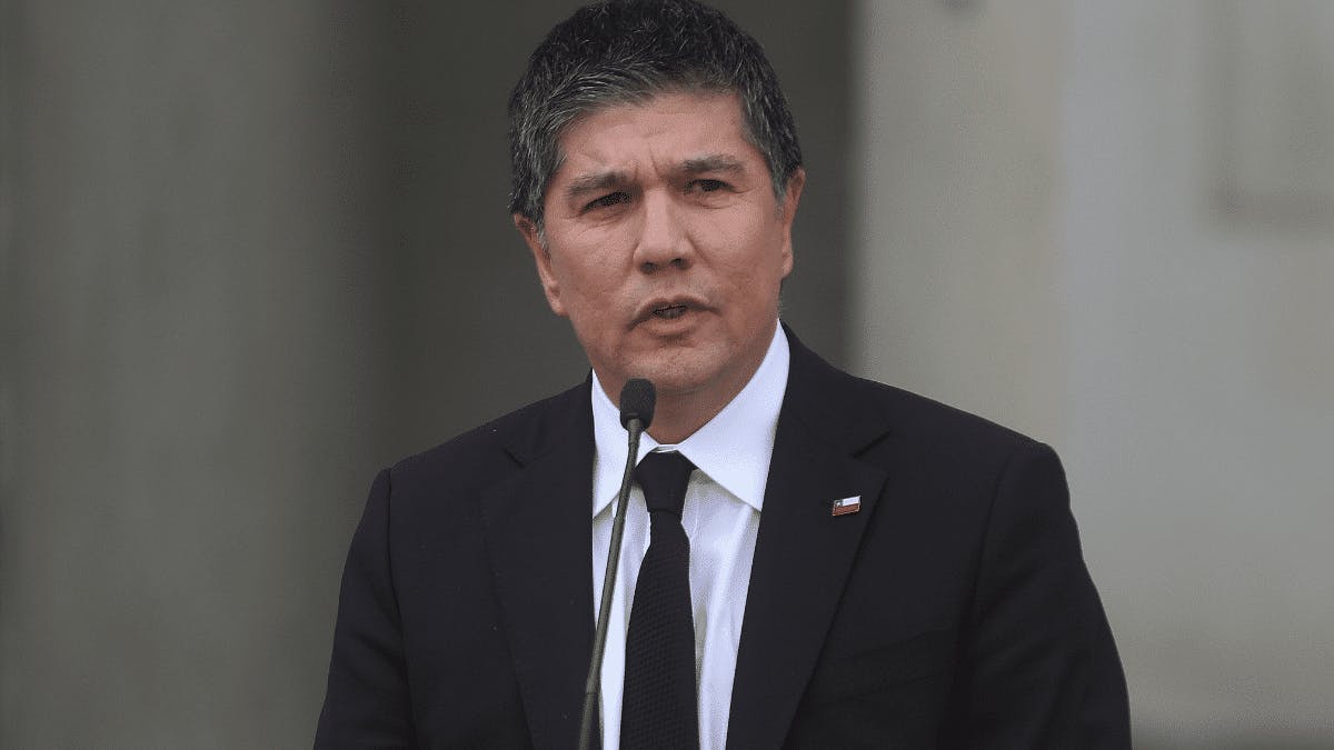 Alberto Mayol por Caso Monsalve: La torpeza es una característica de otros rasgos como la incompetencia