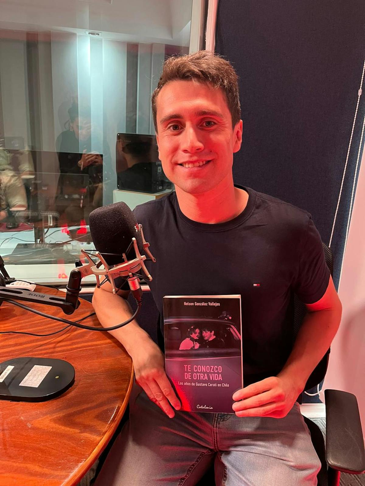 Nelson González autor de "Te conozco de otra vida". episode artwork