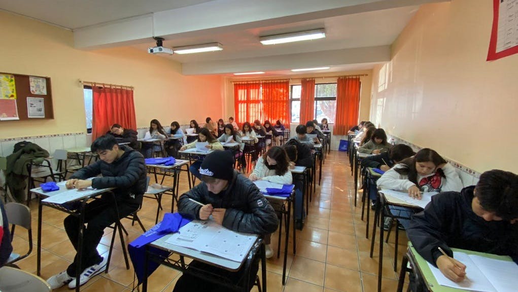Experto en educación: La brecha entre colegios públicos y privados sigue ahí inamovible