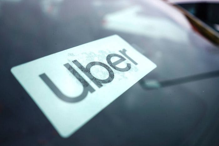 Experta en Transportes por postergación de Ley Uber: Seguimos cometiendo ilegalidad al usar la app