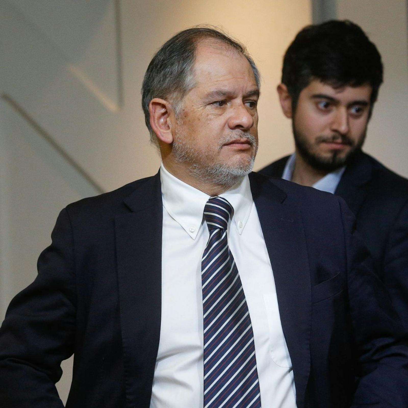 Abogado Pablo Toloza por Democracia Viva: “Lo que no ha respondido Catalina Pérez es por qué borró las conversaciones con Carlos Contreras” episode artwork