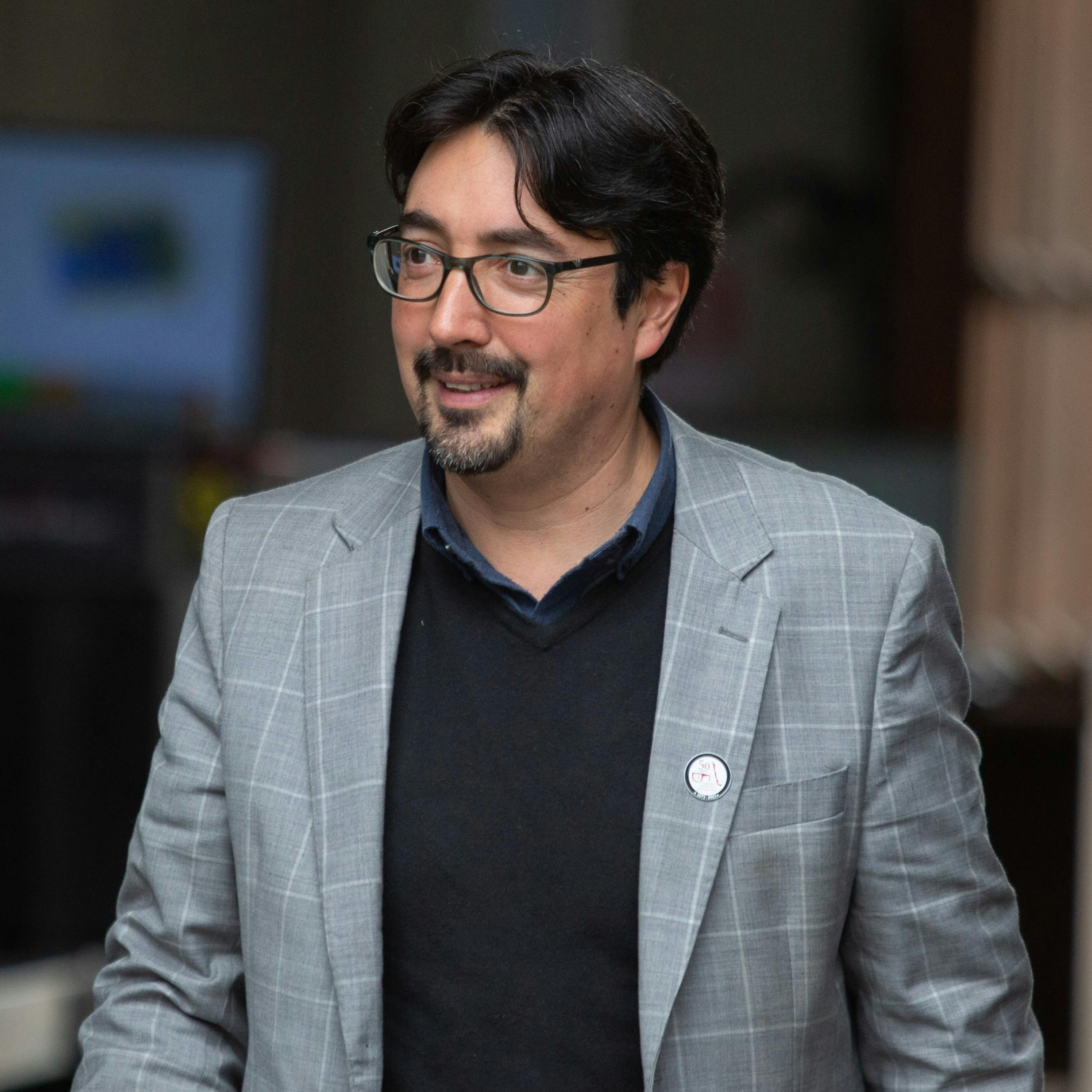 Senador Latorre (FA) por eventual candidatura de Bachelet: “Veo muy difícil que el Frente Amplio pueda proclamarla sin que sepamos si ella está disponible para asumir el desafío”