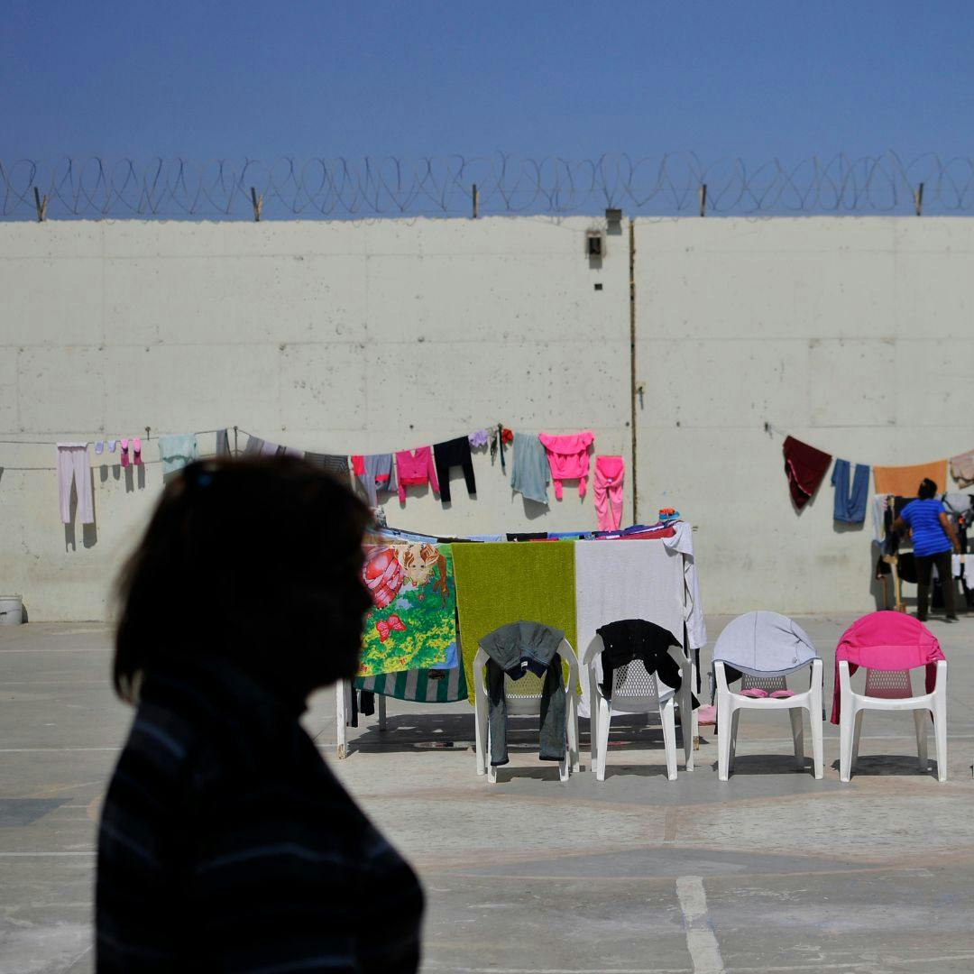 El costo de tener a mujeres privadas de libertad