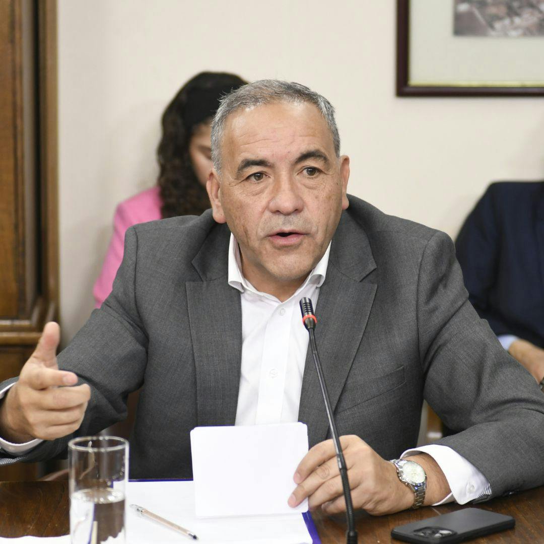 Senador Espinoza: “Desde el Frente Amplio y el Gobierno mancillaron el nombre de la figura más importante de nuestro partido (Salvador Allende)”