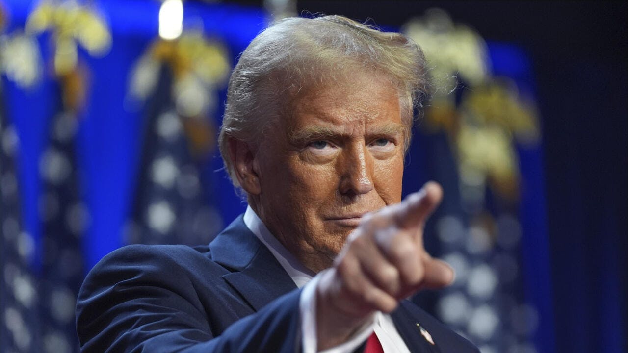 Experta en relaciones internacionales: "Lo peligroso de las decisiones que toma Donald Trump, es que está erosionando las normas internacionales"  