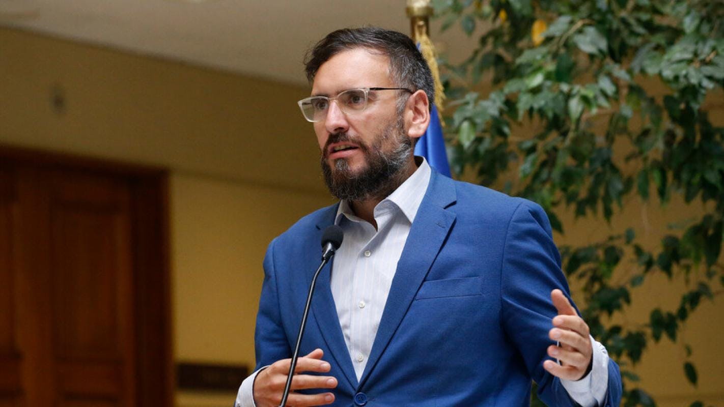 Senador Tomás De Rementería (PS): “¿Qué hemos sacado en limpio de la investigación del fiscal Cooper? Puro cahuín y pelambre político” 