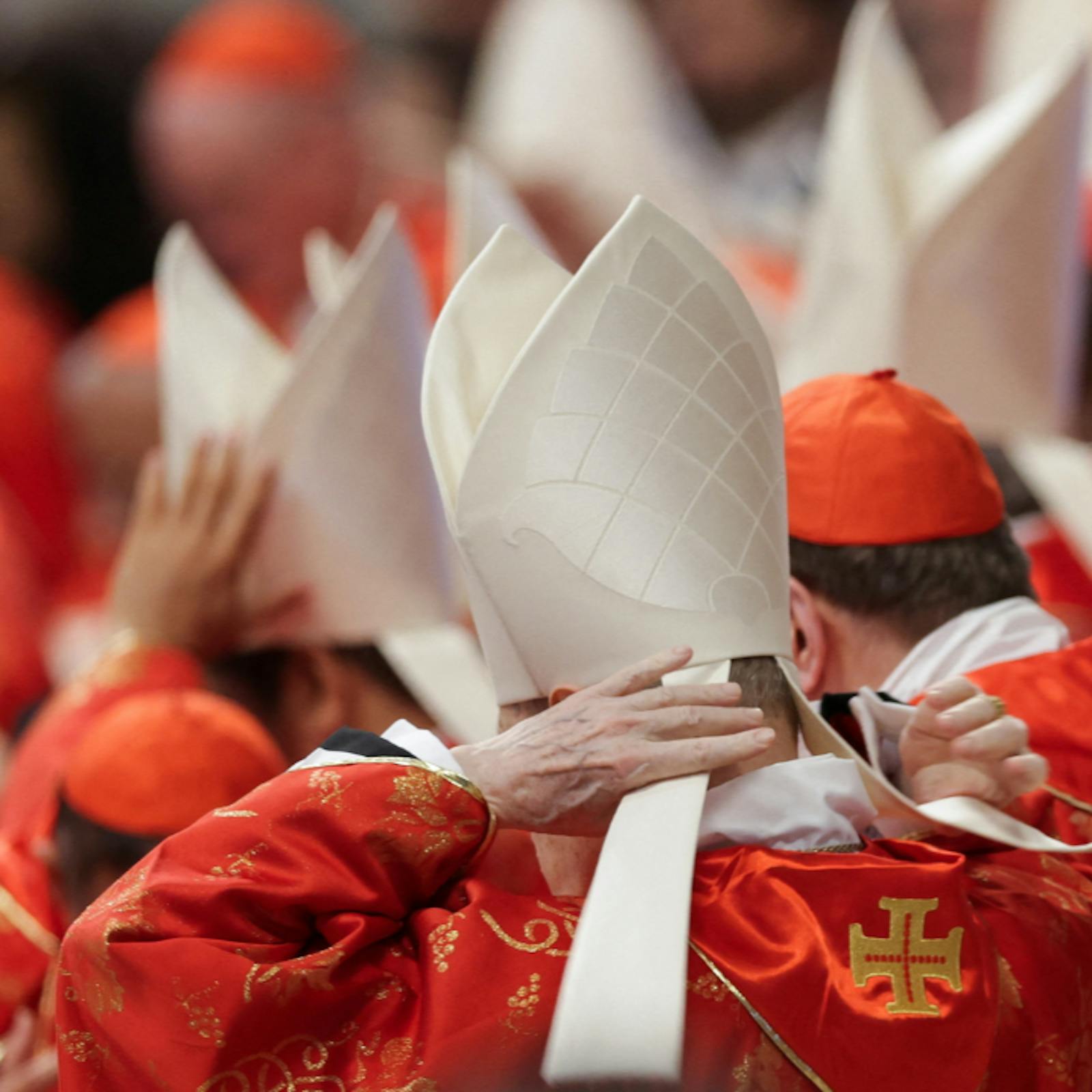 El balance financiero del Vaticano tras la muerte del papa Francisco episode artwork