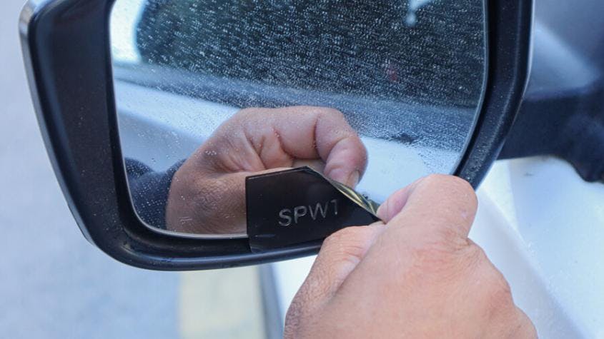 Ministerio de Transportes y grabado de patentes: “Si no hay coincidencia entre la placa y los vidrios se levanta una alerta por sospecha de eventual delito”