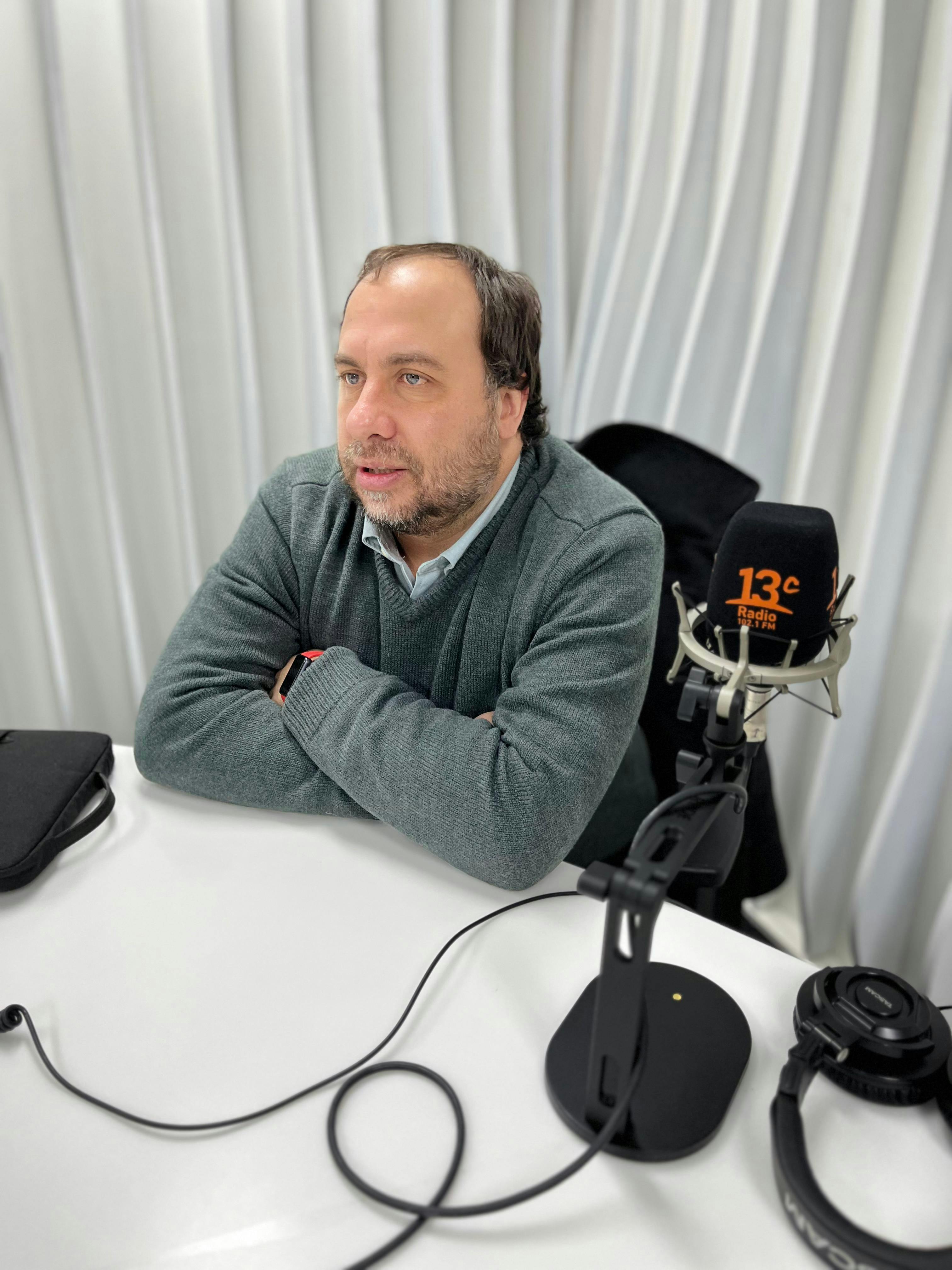 Analista y futuro del Presidente Gabriel Boric: “Si mañana está en la oposición va a liderar un proceso constituyente. Esto no se ha terminado”
