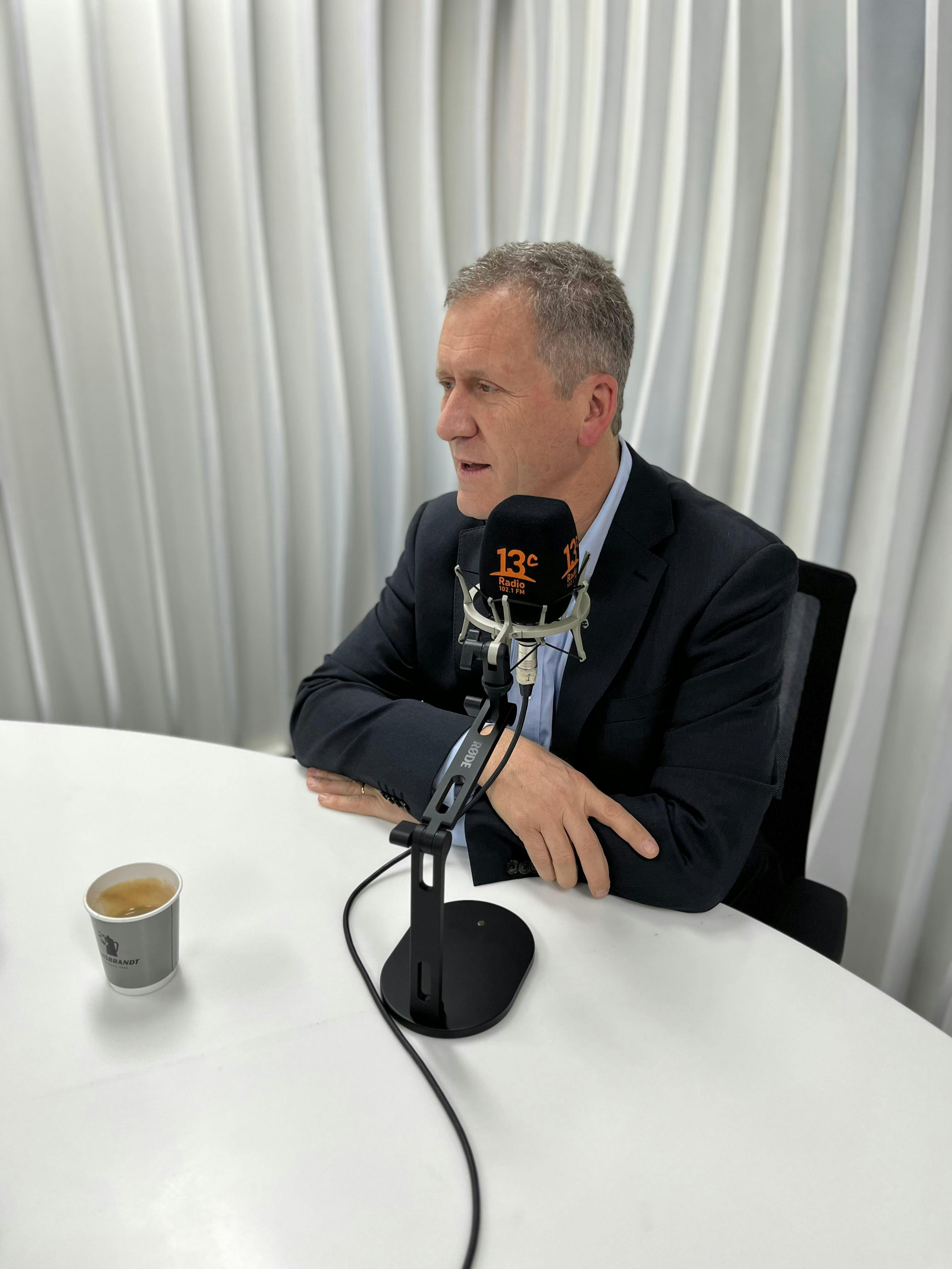 Ministro de Transporte y financiamiento de Metro al Aeropuerto: “No estamos sacando un peso de las arcas fiscales. Se financia con tarifa de los usuarios” 