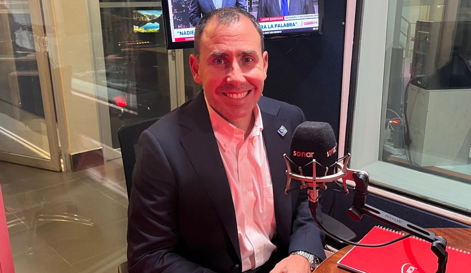 Conversamos con Nicolás Fritis, CEO de Ipsos Chile, por la percepción de la inteligencia artificial en Chile. 