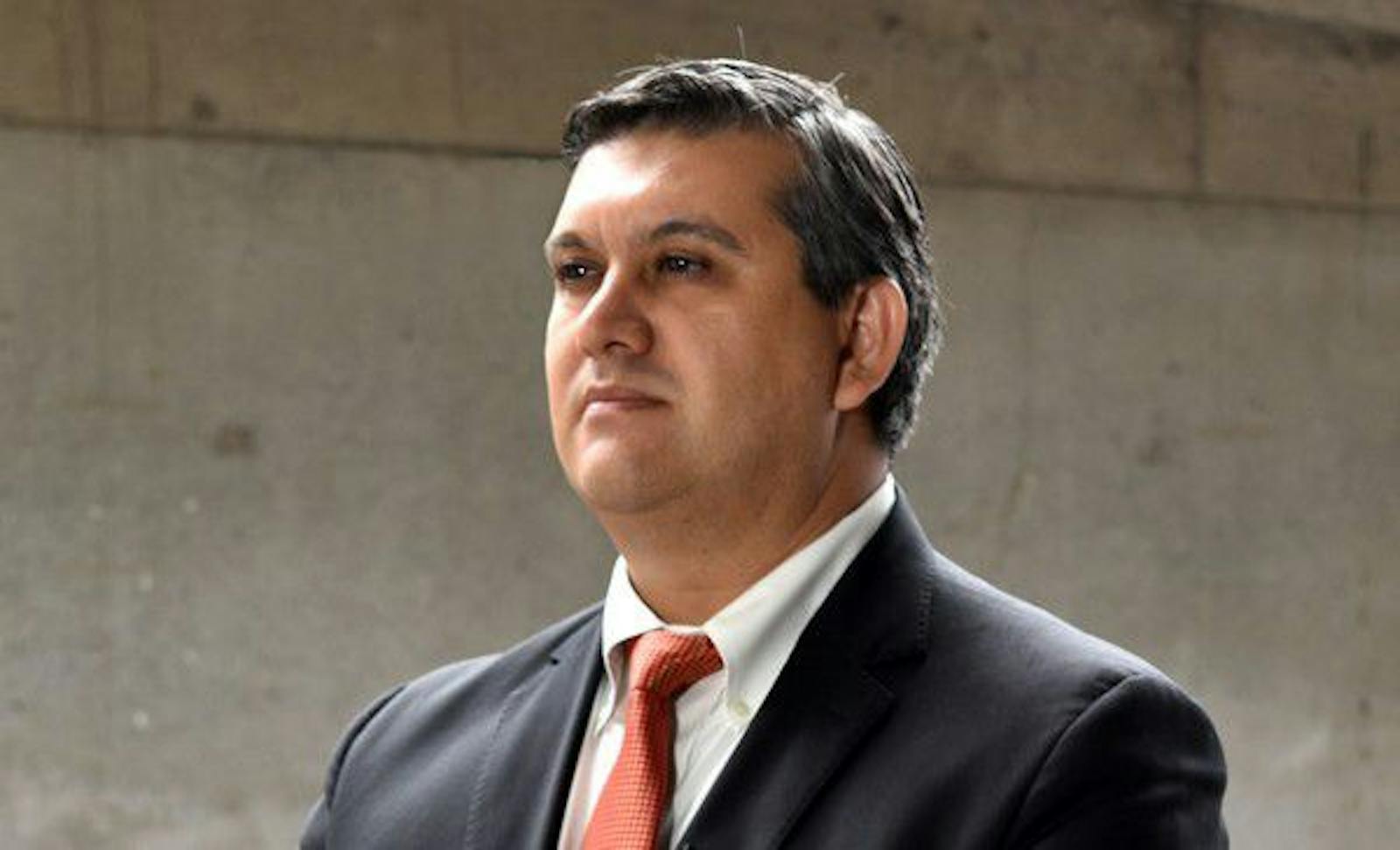 Exdirector de Sernageomin, Rodrigo Álvarez, por derrumbe en El Teniente: "Señalar que el motivo fue el sismo, a lo mejor ahí cometió un pequeño error".  episode artwork