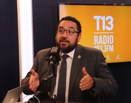 Ministro Cataldo: "Quiero construir un mecanismo para que luego no estemos lamentando el no tener profesionales"