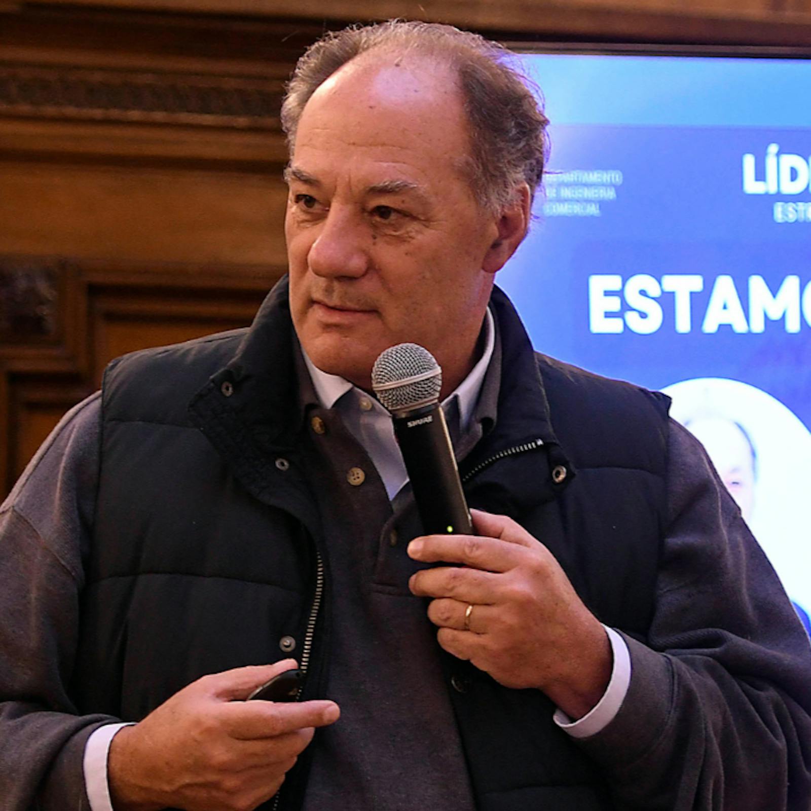 Juan Sutil por nuevo rol en campaña de Evelyn Matthei: "La cancha está bien abierta y lo que hay que hacer es mostrar todas nuestras capacidades" episode artwork