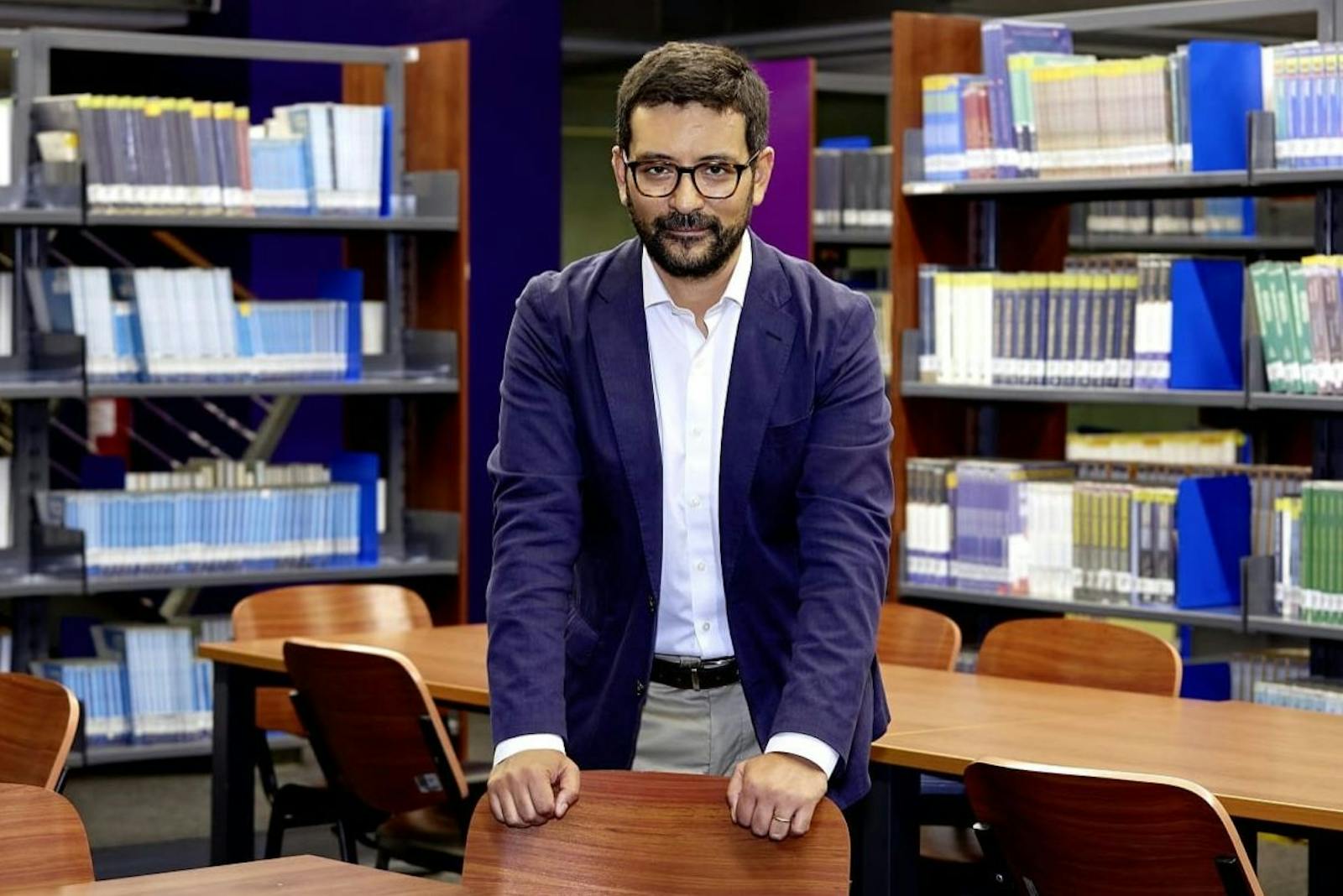 Conversamos con el decano de la Facultad de Educación USS por la encuesta "Chile Nos Habla de Educación", ligada a los hechos de violencia escolar.  episode artwork