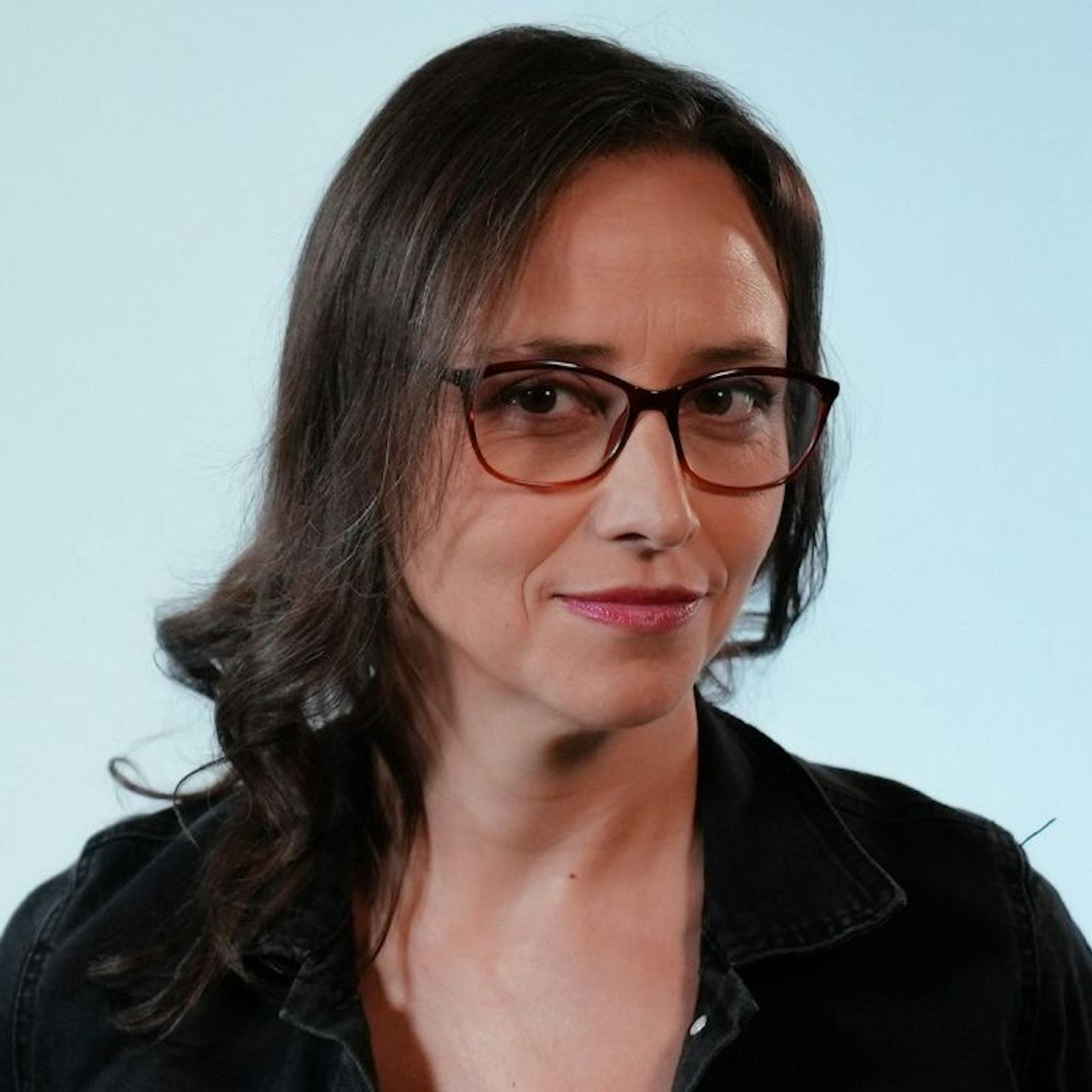 Block de notas con Paty Venegas, sobre la guerra de Inteligencia Artificial. Block de notas con Paty Venegas, sobre la guerra de Inteligencia Artificial.