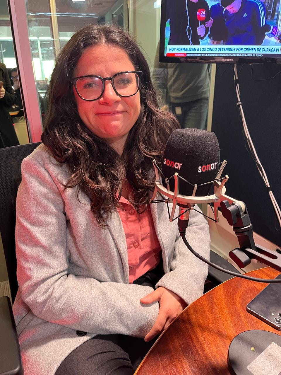 Ministra de la Mujer abordó nueva campaña contra la violencia hacia las mujeres.