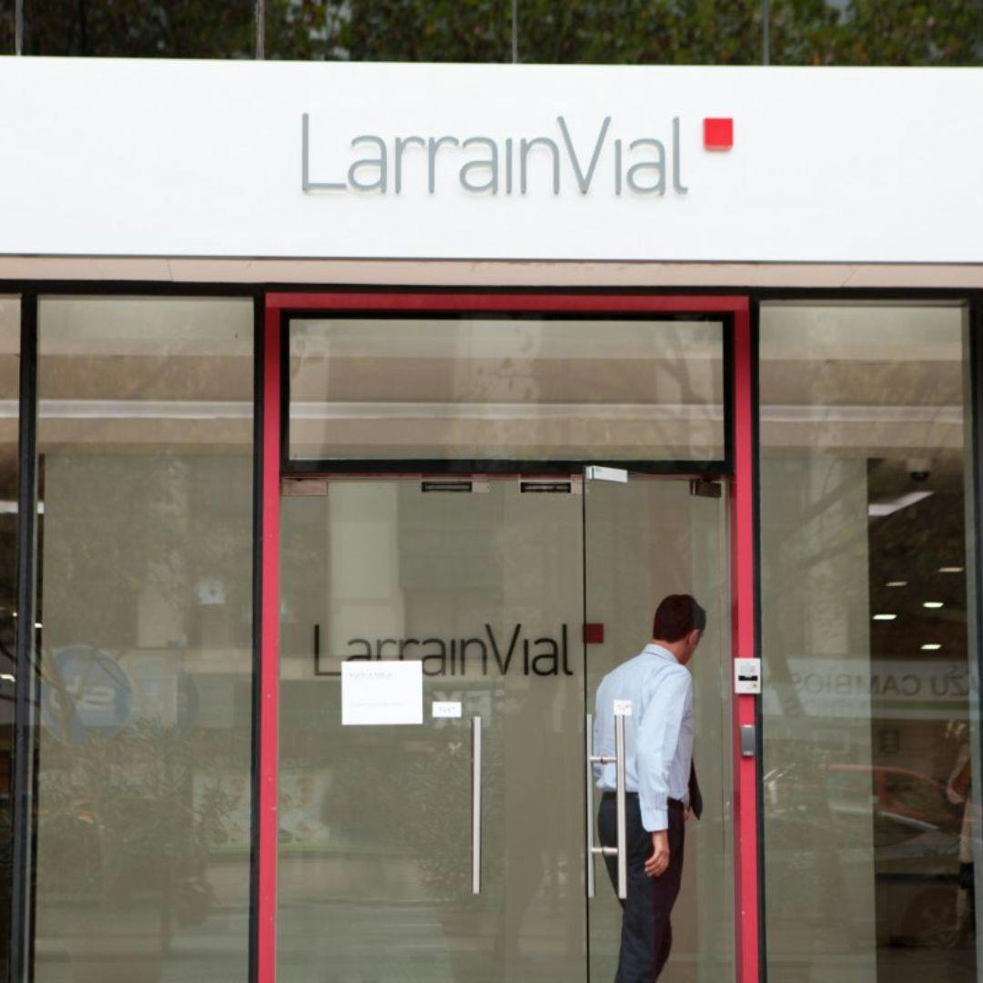 Las batallas abiertas en LarrainVial