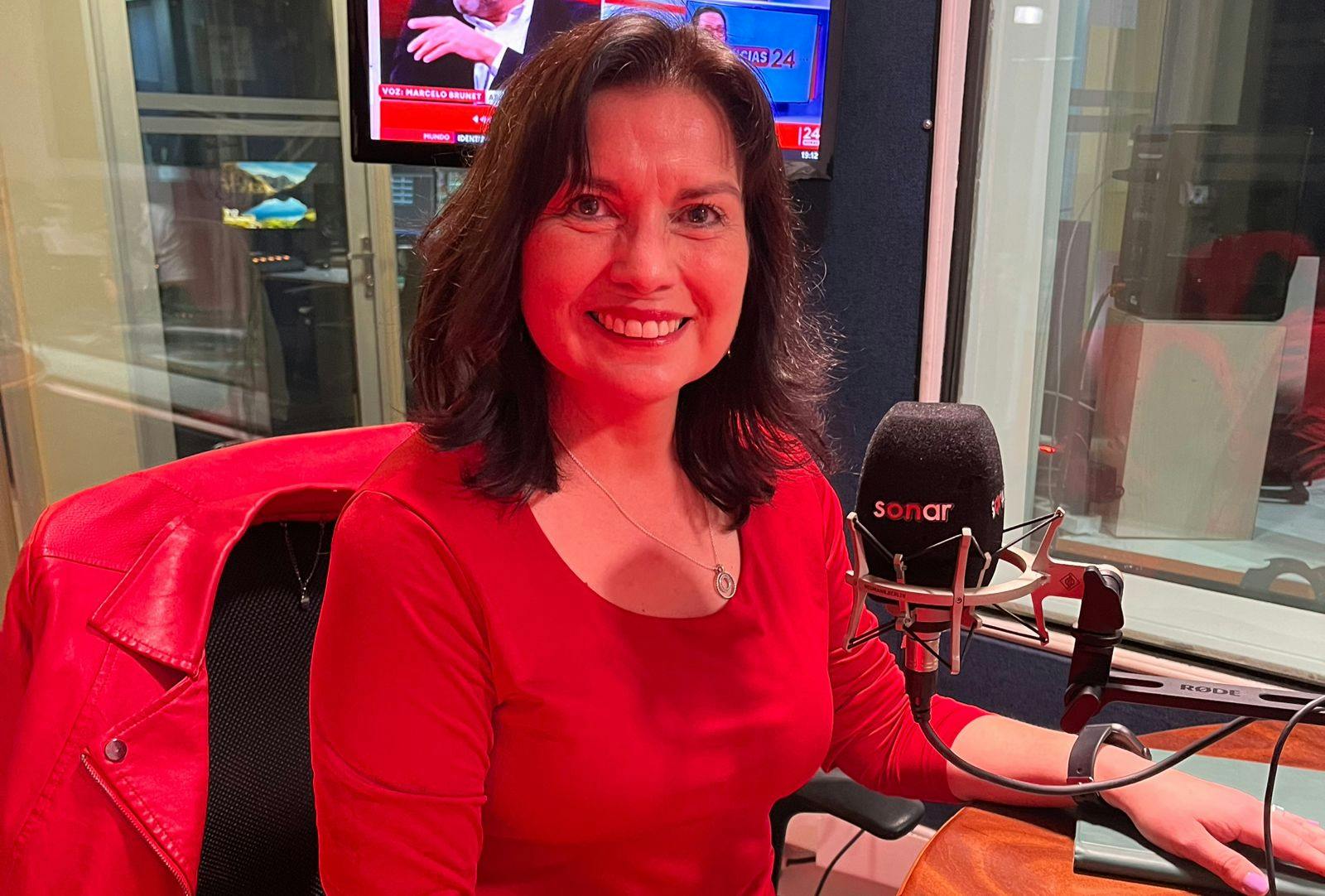 Conversamos con Alejandra Ojeda de Ipsos Chile por el último informe sobre identidad nacional y la celebración de Fiestas Patrias.