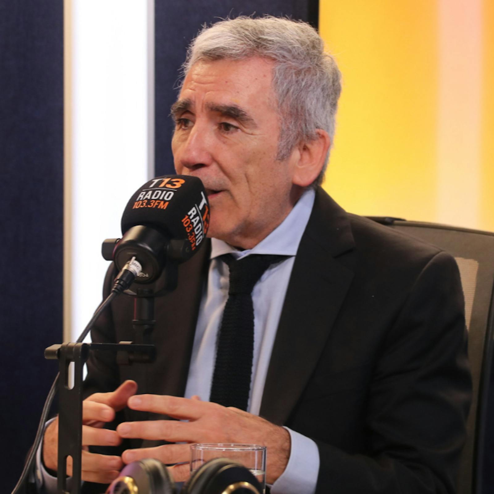 Rector Peña por futuro del Presidente Boric: "Si Kast ganara, Boric sería alguien beneficioso para su gobierno, en el sentido que le permitiría impedir la acción directa en las calles" episode artwork