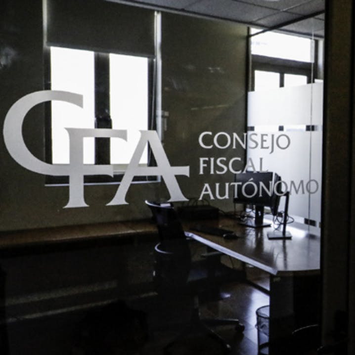 El CFA insistió en la necesidad de aplicar un esfuerzo fiscal para reducir el desvío de la meta de balance estructural en 2025