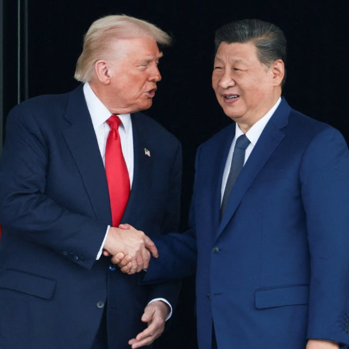 Donald Trump y Xi Jinping anuncian un acuerdo en materia de tierras raras y una rebaja de los aranceles recíprocos
