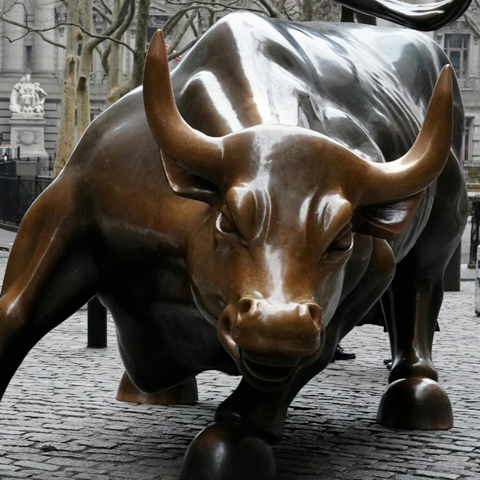 Las bolsas mundiales amplían sus caídas ante los temores de Wall Street por una eventual burbuja en la IA